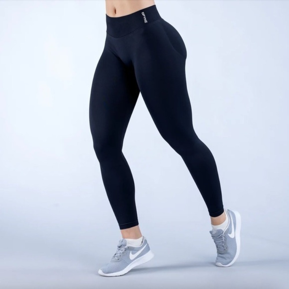 DFyne Leggings✨ Color-Black Size-Small⭐️ - Picture 5 of 5